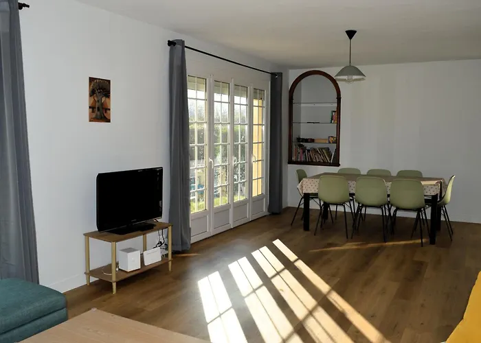 Les 7 Lutins - Maison Avec Jardin, Wifi, Parking